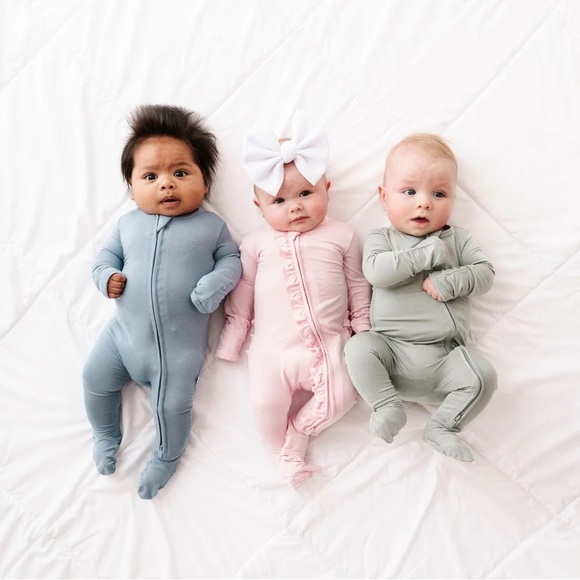 Bums & Roses Eucalyptus Footie - Picture 10 of 17